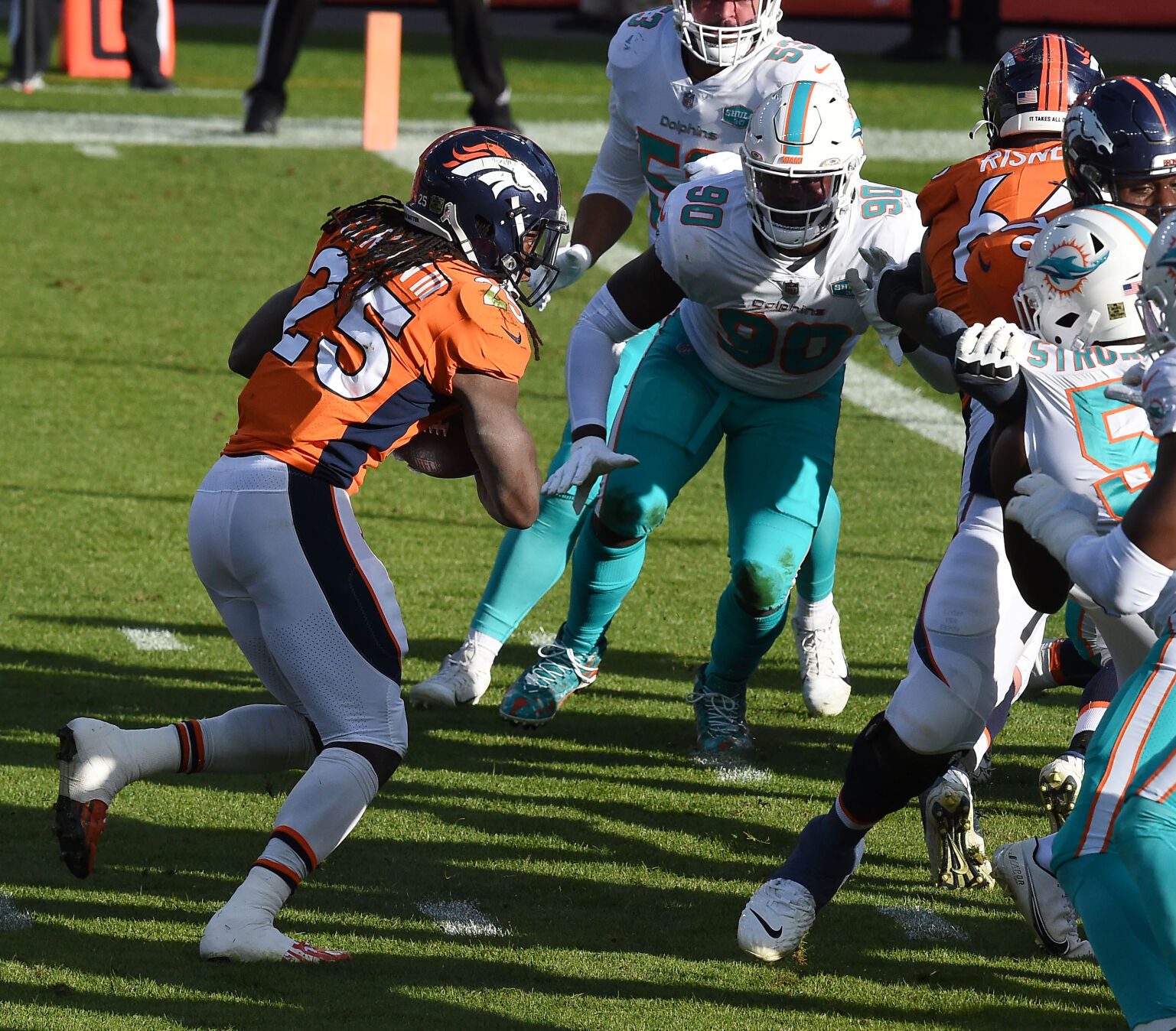 112320-s-broncos 1163.jpg